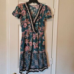Maurices XS Floral Dress Teal &‎ Pink with Ruffled Sleeves & Hem 100% Viscose